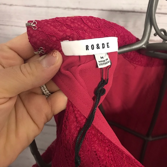 7) Ro & De Long Sleeve Polyester Mock Neck Lace Cold Shoulder Top Size Medium - Picture 8 of 11